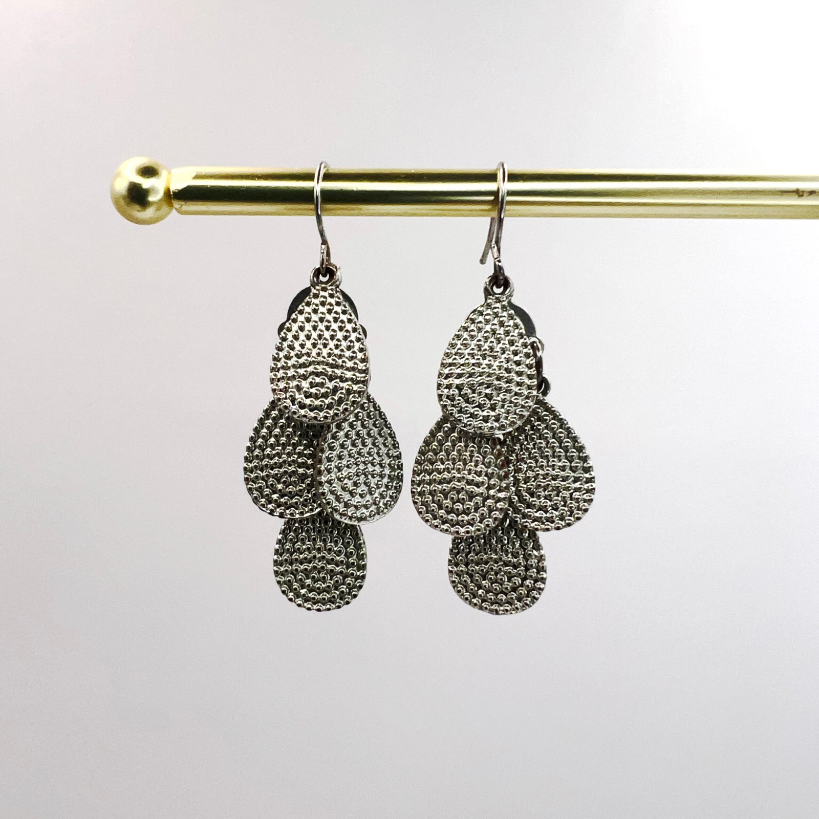 layered-silver-teardrop-dangle-earrings